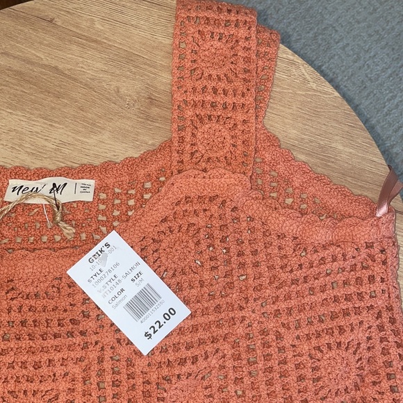 Cropped Crocheted Vest - Picture 5 of 8